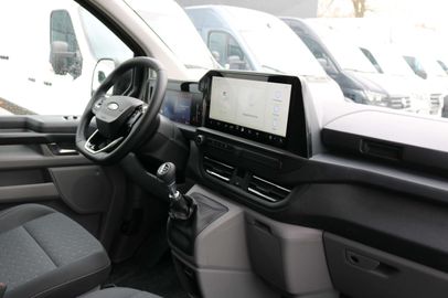 Car image 21