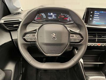 Car image 33