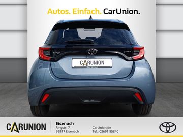 Car image 4
