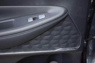 Car image 37