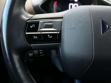 Car image 37