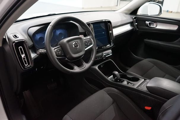 Volvo XC40 B4 R 147 kW image number 8