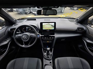 Car image 13