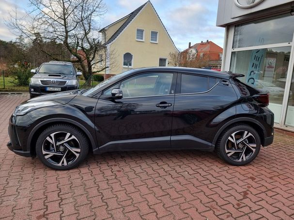 Toyota C-HR 2.0 Hybrid 135 kW image number 2