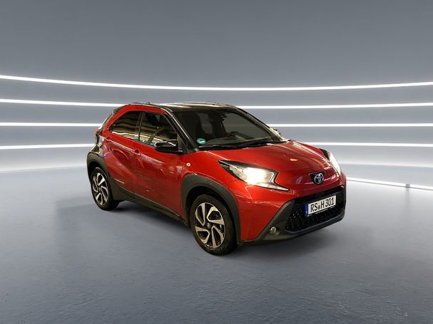 Toyota Aygo X 1.0 53 kW image number 8