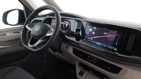 Car image 35