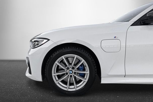 BMW 330 e M Sport 216 kW image number 10