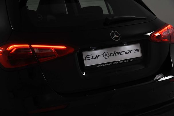 Mercedes-Benz A 180 100 kW image number 26