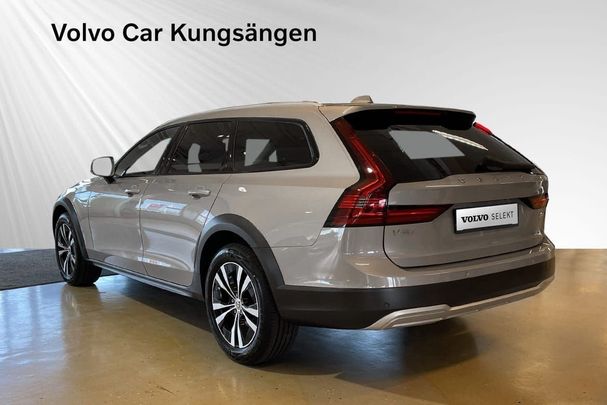 Volvo V90 Cross Country AWD B4 147 kW image number 3