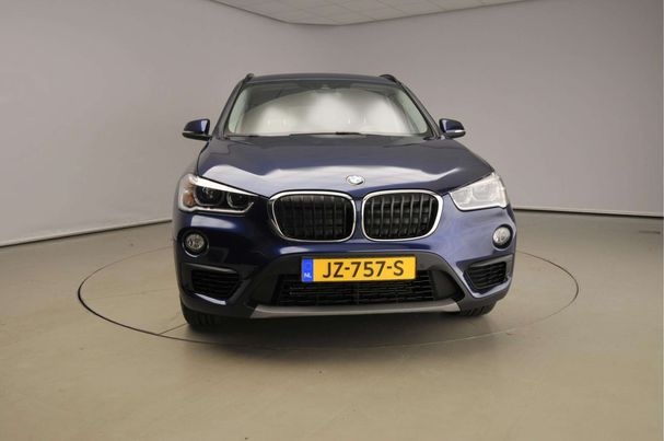 BMW X1 sDrive18i 100 kW image number 2