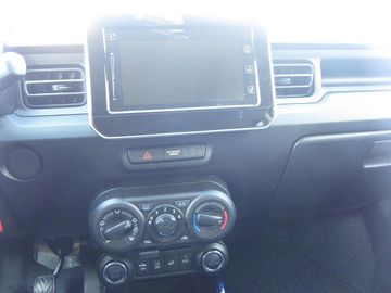 Car image 12