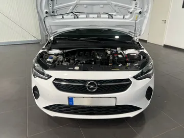 Car image 17