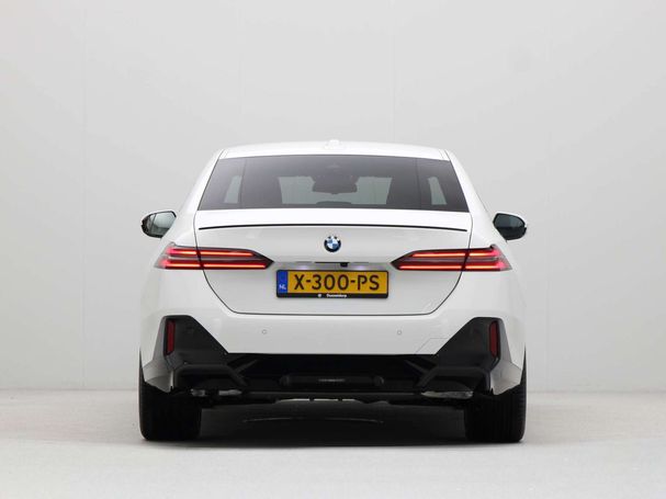 BMW 520i 140 kW image number 10