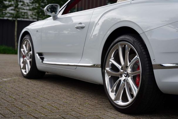 Bentley Continental GTC 404 kW image number 29