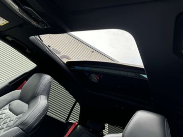 Car image 38