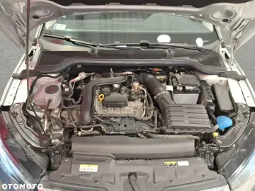 Car image 34