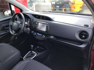 Car image 12