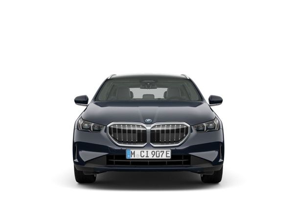 BMW 530 Touring xDrive 220 kW image number 2