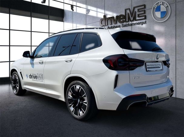 BMW iX3 M Sport 210 kW image number 11