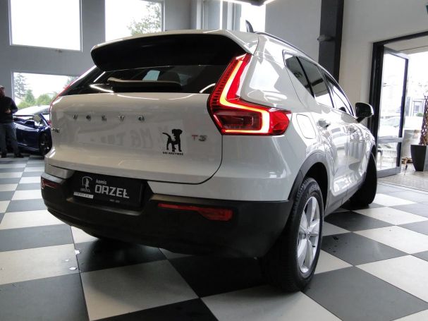 Volvo XC40 120 kW image number 6