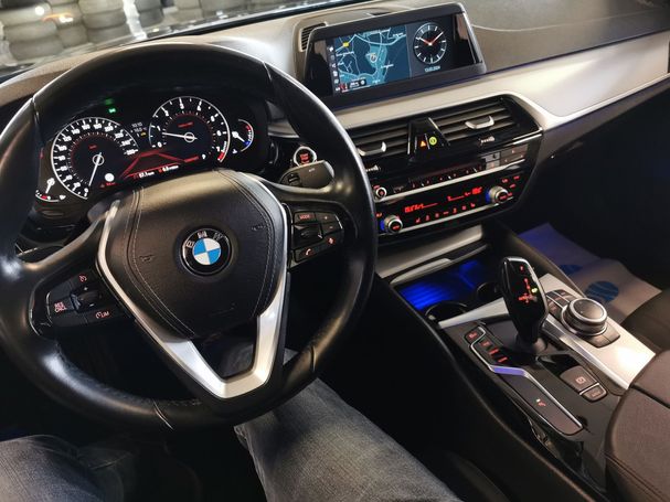 BMW 520i 135 kW image number 22