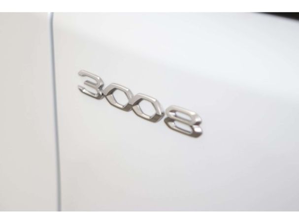 Peugeot 3008 PureTech 130 S&S Allure 96 kW image number 31