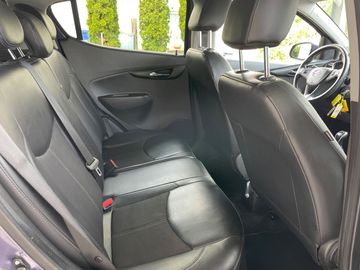 Car image 10