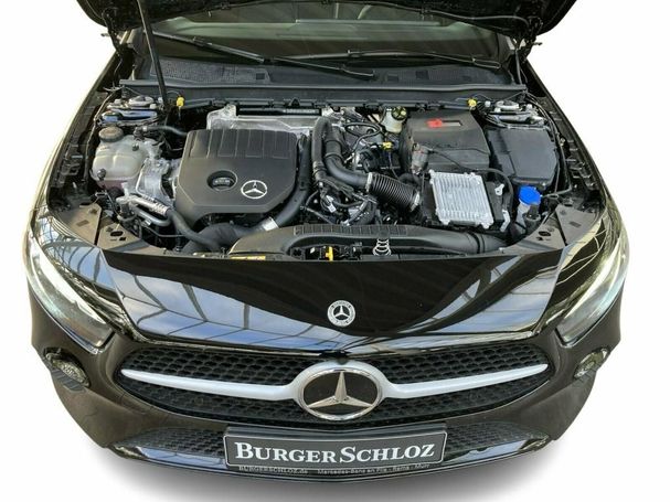 Mercedes-Benz A 180 100 kW image number 10