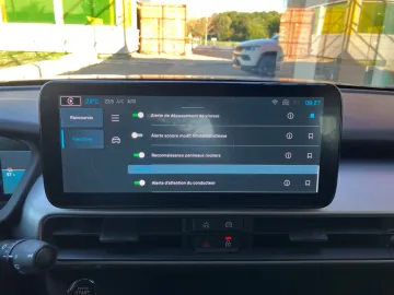 Car image 33