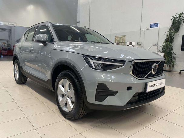 Volvo XC40 B3 Essential 120 kW image number 11