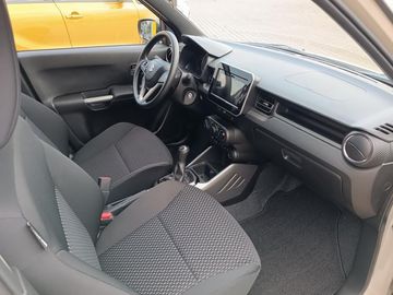 Car image 10