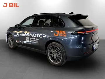 Car image 2