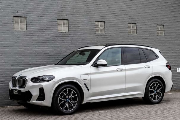 BMW X3e M xDrive 215 kW image number 2