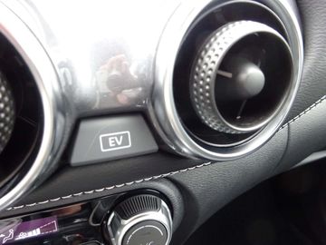 Car image 31