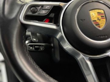 Car image 37