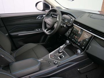 Car image 26