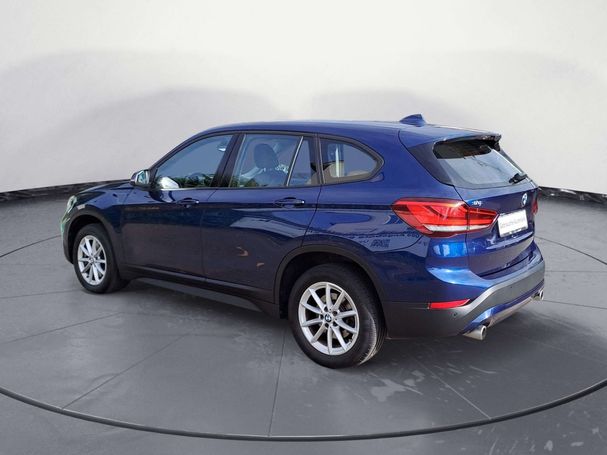 BMW X1 xDrive20i Advantage 141 kW image number 4