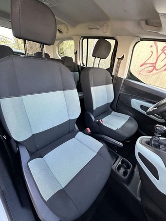 Citroen Berlingo XL PureTech 110 LIVE 81 kW image number 12