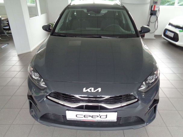 Kia Ceed 1.5 T-GDI Vision DCT7 103 kW image number 2