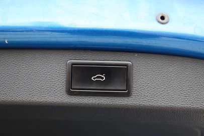 Car image 41