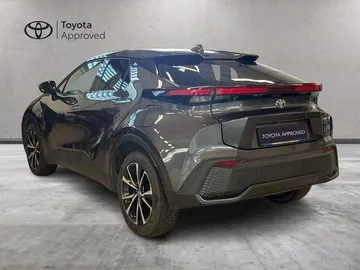 Car image 2