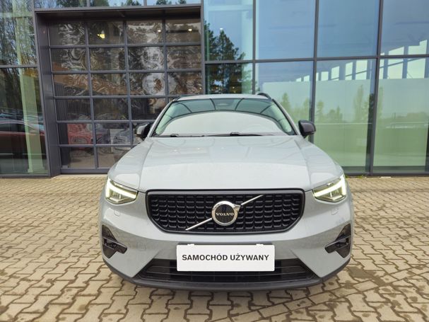 Volvo XC40 145 kW image number 4