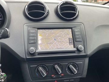 Car image 26