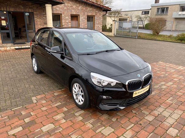 BMW 218i Active Tourer 103 kW image number 1