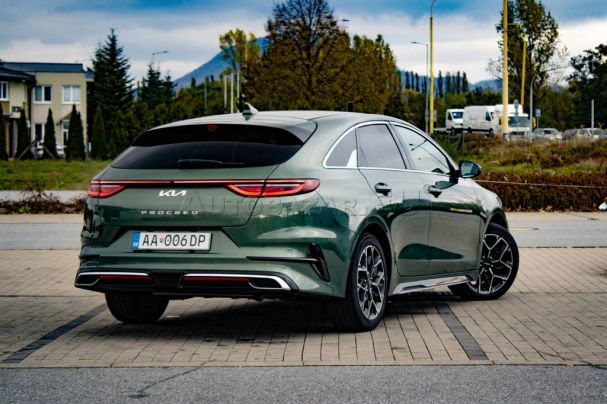 Kia ProCeed 1.5 T-GDI GT Line 118 kW image number 3