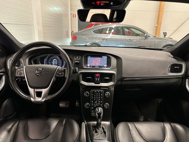 Volvo V40 D3 Geartronic 110 kW image number 12