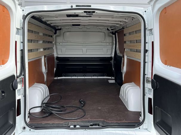 Renault Trafic Van L2H1 E-Tech 90 kW image number 9