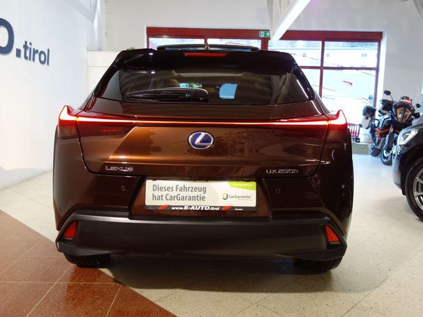 Lexus UX 250h 135 kW image number 6