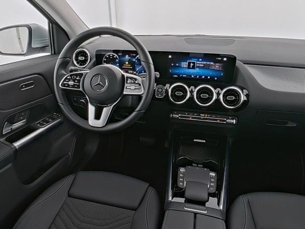 Mercedes-Benz GLA 200 120 kW image number 4