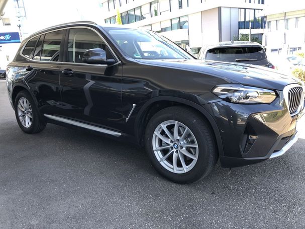 BMW X3 xDrive20d 140 kW image number 2